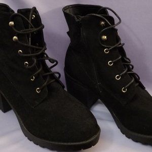 Black Heel Boots Size 10M